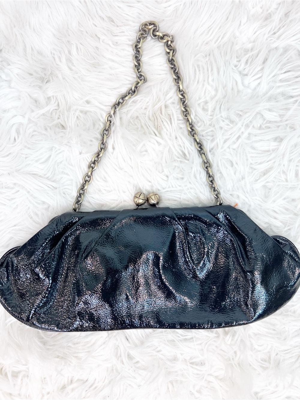 FRANCHI COLLECTION BLACK PATENT LEATHER CHAIN HANDLE PURSE CONVERTIBLE CLUTCH